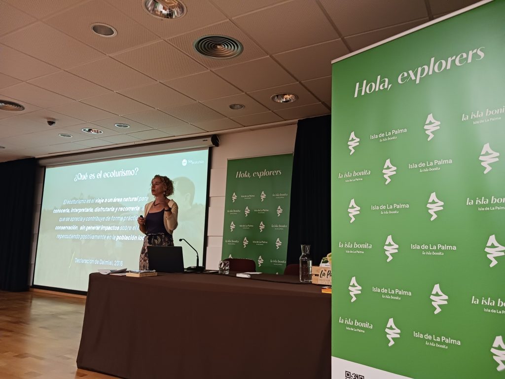 Dña. Amanda Guzmán, Gerente de la Asociación de Ecoturismo en España.
