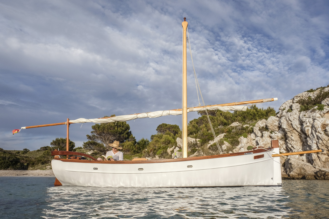 embarcación tradicional en Menorca