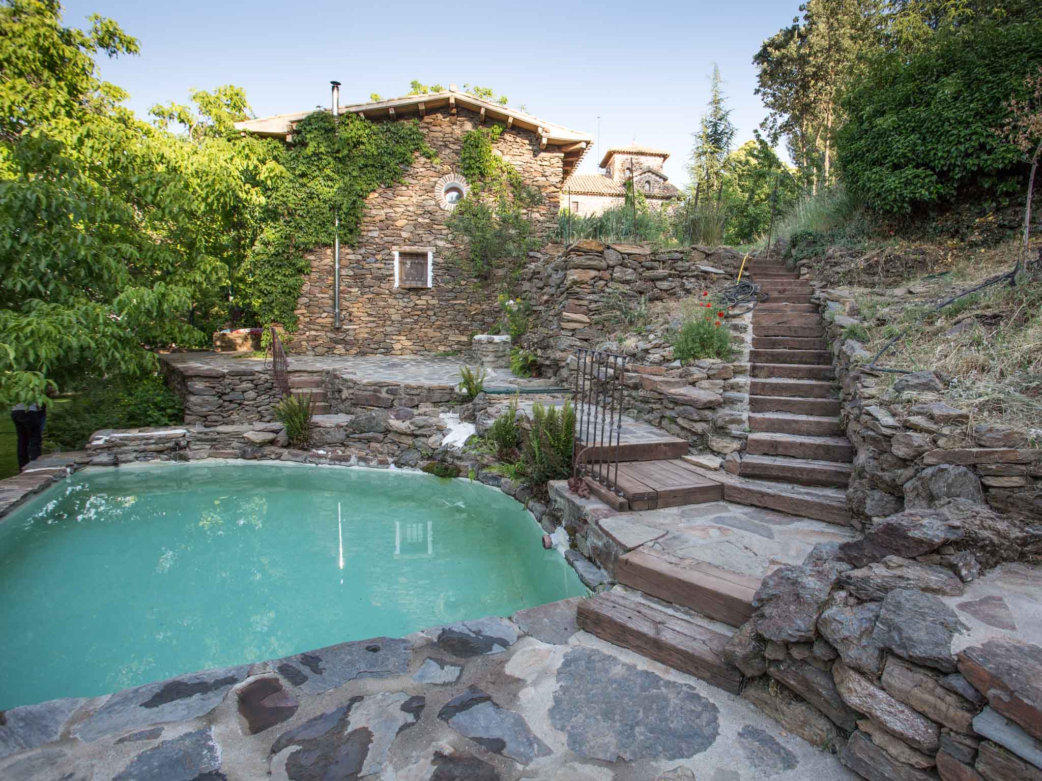 Mundo Arbolitos, un ejemplo de alojamiento de ecoturismo en Sierra Nevada